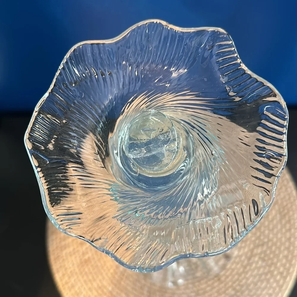 Gorgeous Vintage Estate Art Blown Glass Large Ruffled Top Light Blue Vase Tall